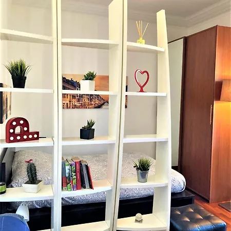 Apartamento Attico Di Charme, Terrazzo Di 25 Mq *
